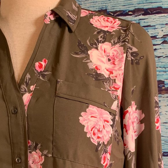 Candie's Long Sleeved Floral Button Up Blouse - Picture 3 of 6